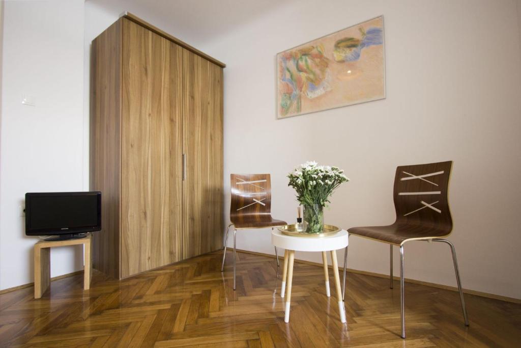 Televízia a/alebo spoločenská miestnosť v ubytovaní West Coast luxury apartment