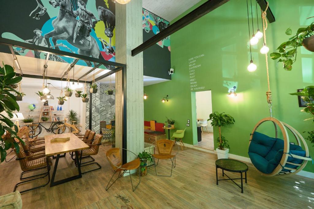 Posezení v ubytování Blue Bottle Boutique Hotel