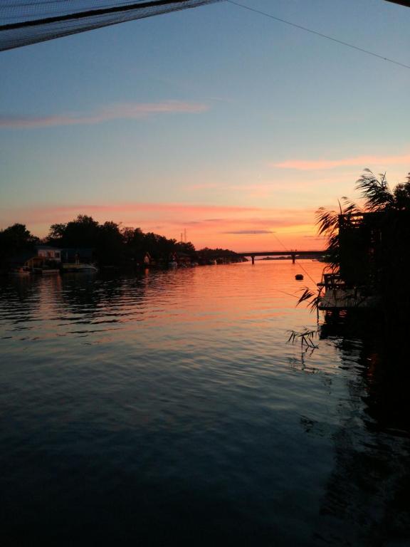 Φυσικό τοπίο κοντά σε αυτή η παραθεριστική κατοικία
