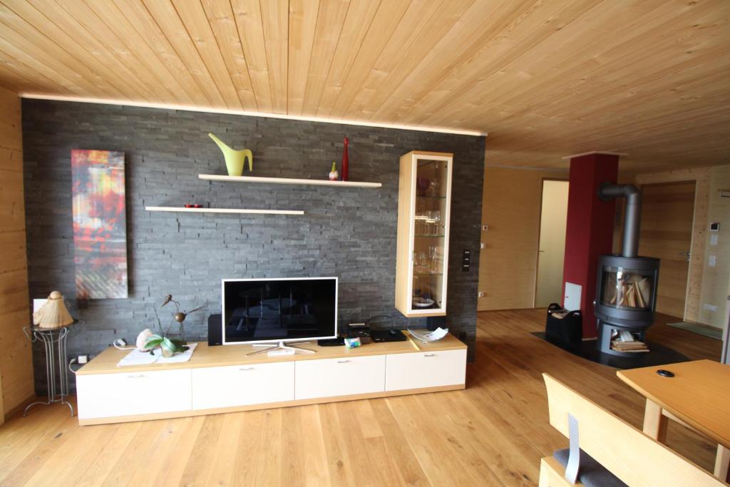 TV a/nebo společenská místnost v ubytování Ferienwohnung Feurle´s