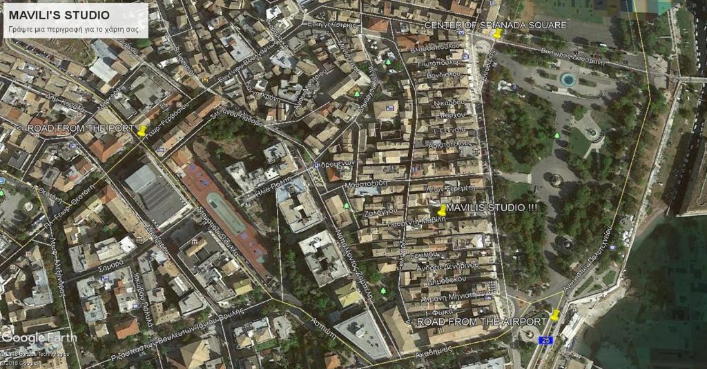 Výhľad na mesto Korfu (mesto) alebo výhľad na mesto priamo z apartmánu
