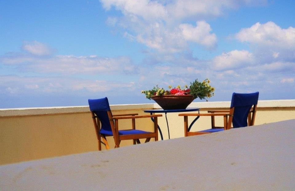 Panorama Oia Apartments - 2