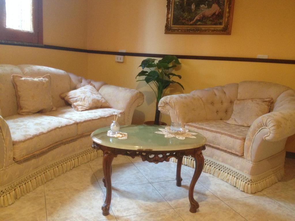 A seating area at IL B&B Maison Graziella