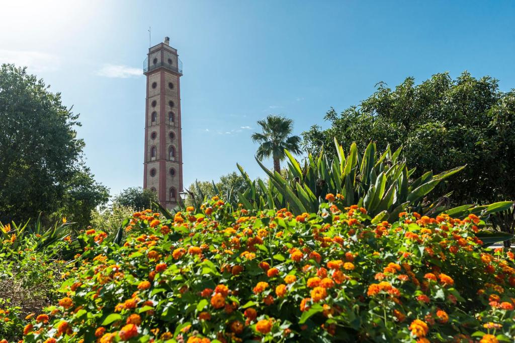 Vonkajšia záhrada v ubytovaní Uniko Home Sevilla