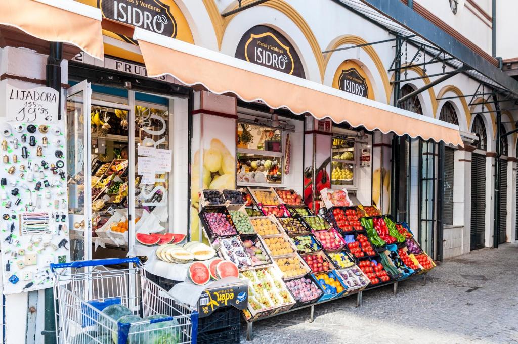 Supermarket alebo iný obchod pri apartmáne alebo v okolí
