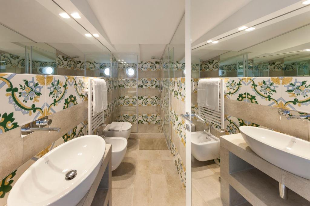 Hotel Alpha - Panoramic Double Room With Balcony