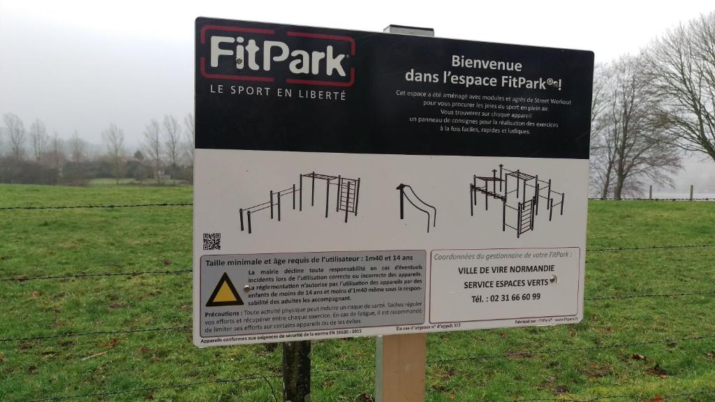 Certifikát, hodnocení, plakát nebo jiný dokument vystavený v ubytování Lake Dathee Lodge