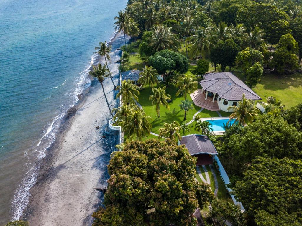 Villa Amani Vacation Beach House Zamboanguita Philippines Booking Com