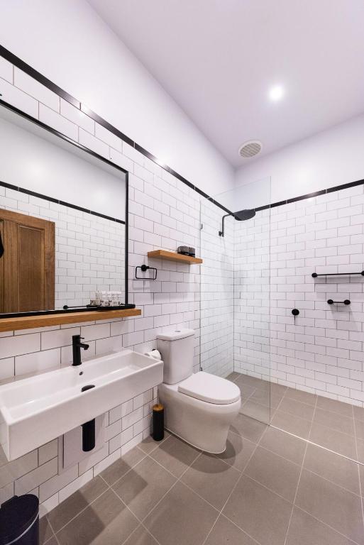 East Brunswick Hotel - Resim 18
