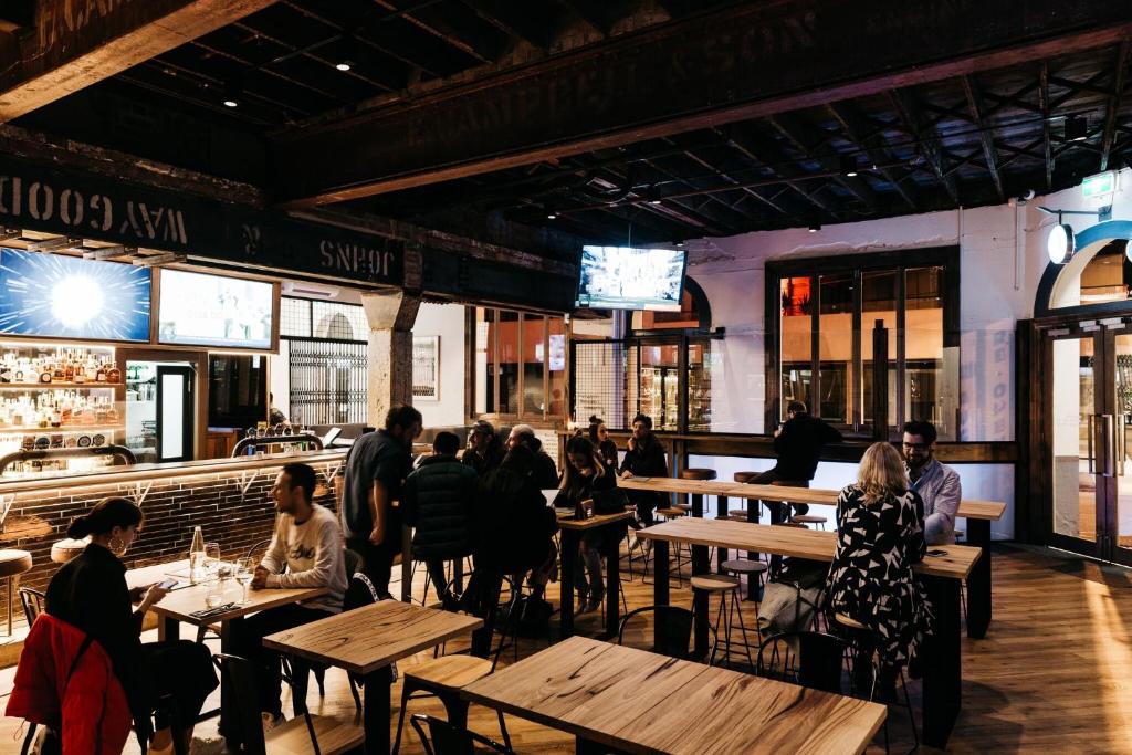 East Brunswick Hotel - Resim 13