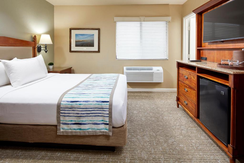 Glorietta Bay Inn - Habitación Queen