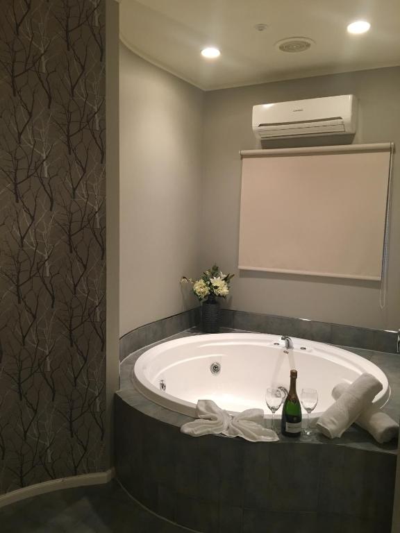 Village Motel - Resim 16