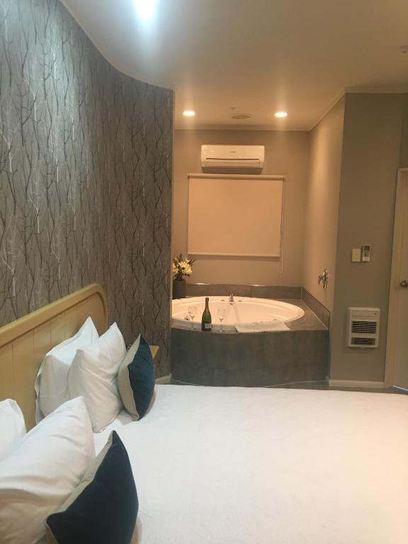 Village Motel - Resim 21