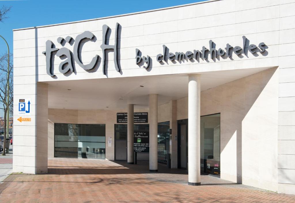 TaCH Madrid Airport - Resim 30