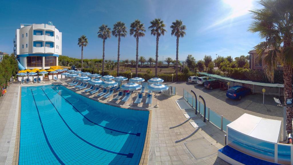 Bazén v ubytování Hotel Olimpic nebo v jeho okolí