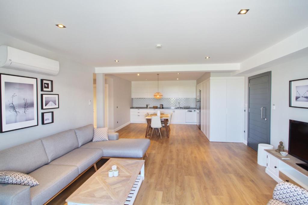 Elia Apartments - Deluxe Apartment