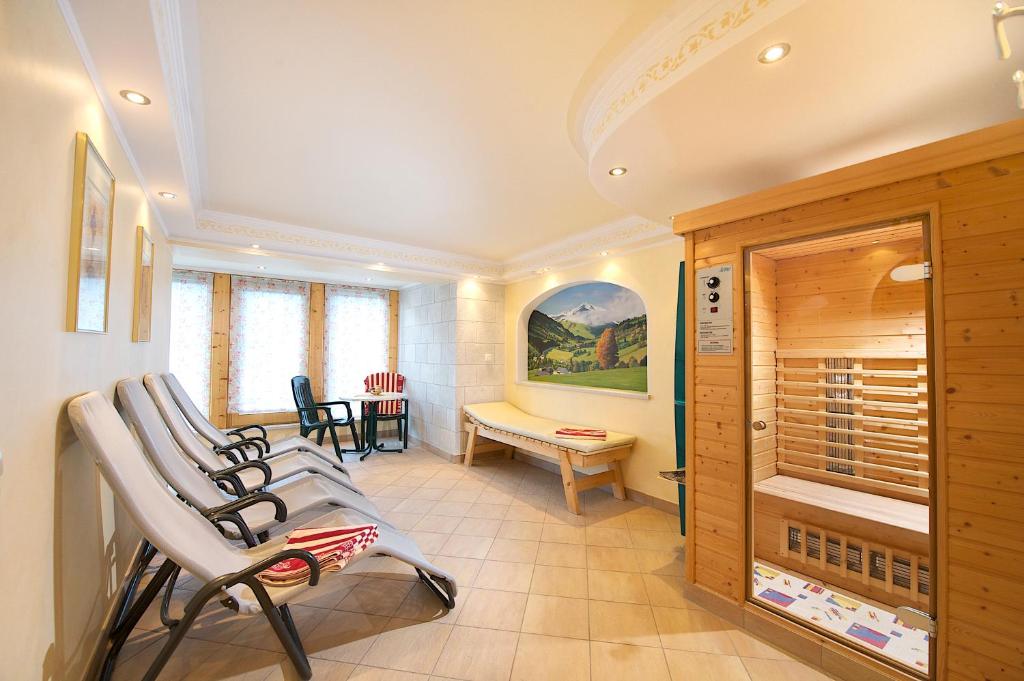 A seating area at Pension Gabi