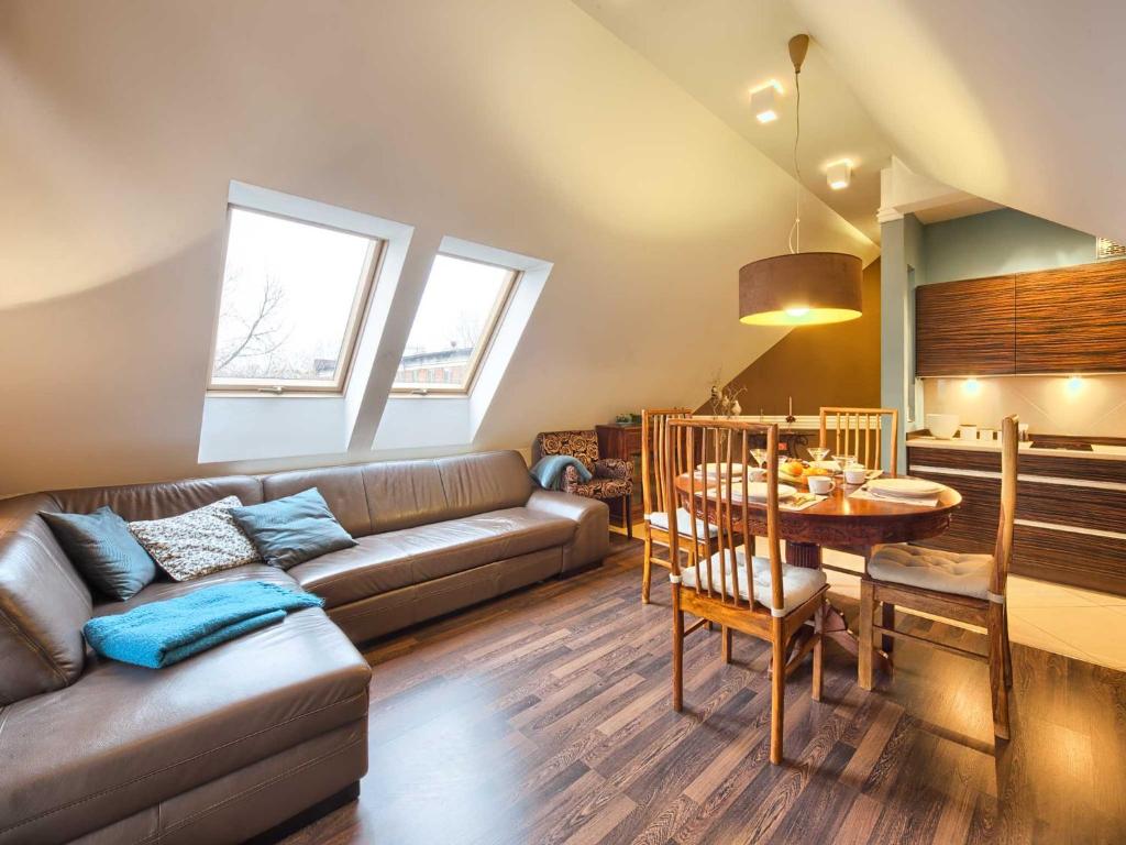 Posedenie v ubytovaní VisitZakopane - Malibu Apartment