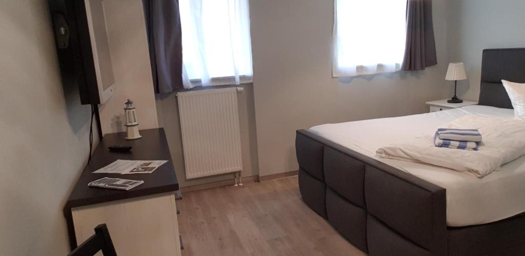 Appartement-Hotel Rostock - Double Room - Below Ground Level - 06