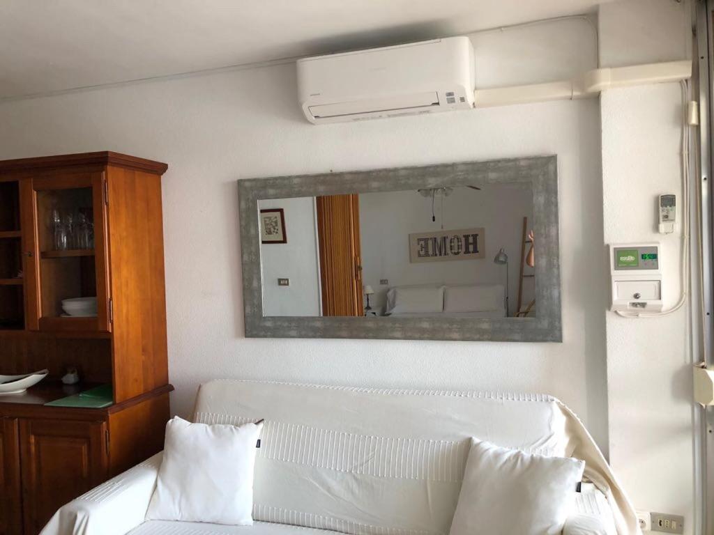 Fotografia z galérie ubytovania Apartamento frente al mar (Avda costa Blanca) v Alicante