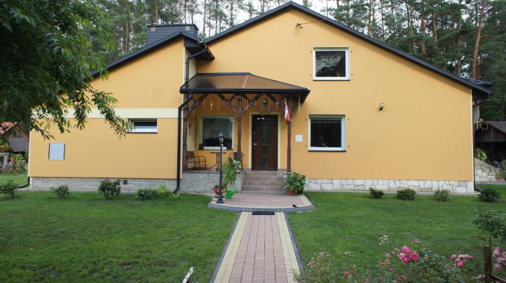 Rakennus, jossa guesthouse sijaitsee