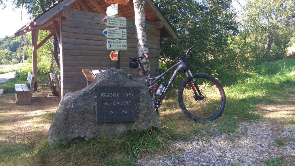 Jízda na kole v ubytování Apt.Jana ,apt.Terezka nebo okolí