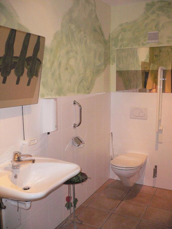 Koupelna v ubytování Hotel Storchen