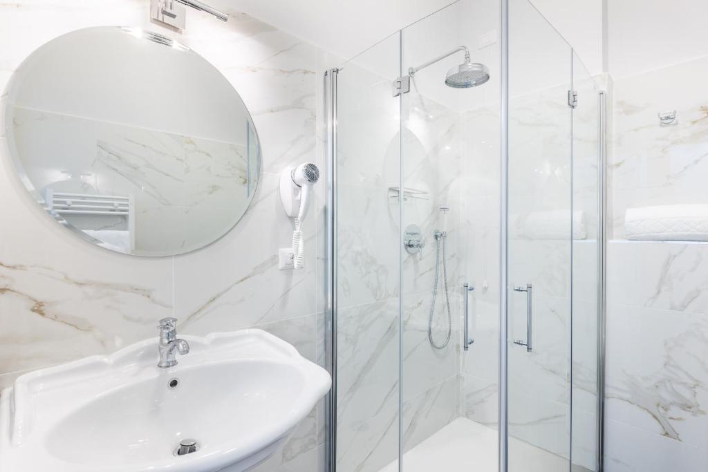 3110 ArtHotel - Resim 7