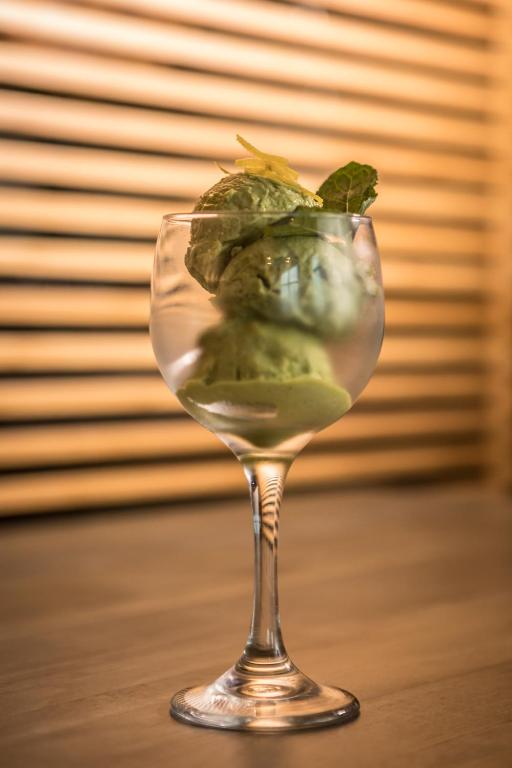 Nápoje v ubytování Ciqala Suites Hotel - San Juan