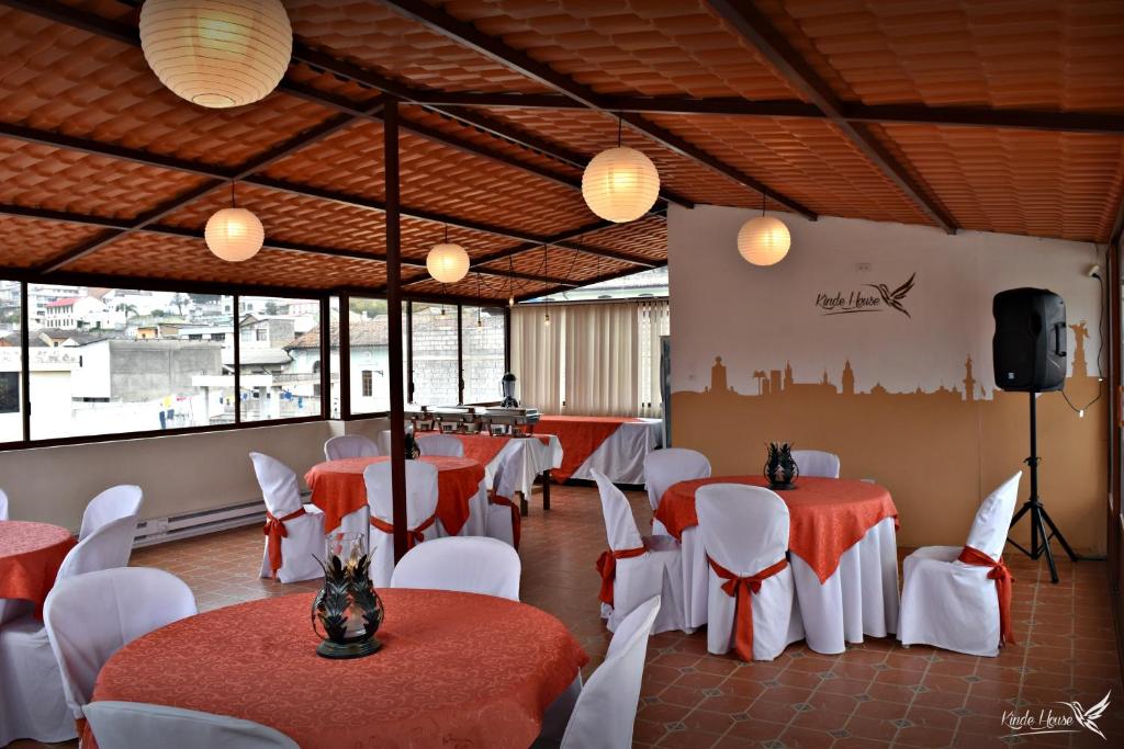 Restaurace v ubytování Kinde House