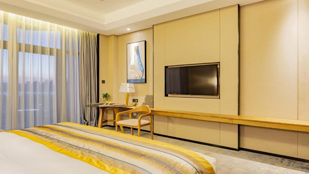 Jinling Grand Hotel Nanchang - Superior Doppelzimmer Mit Seeblick