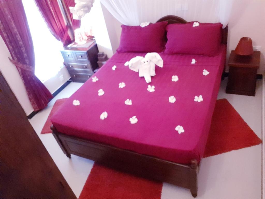 Sri Lancashire Guest House - 13