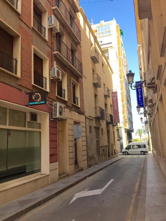 Casablanca, Alicante – Updated 2023 Prices
