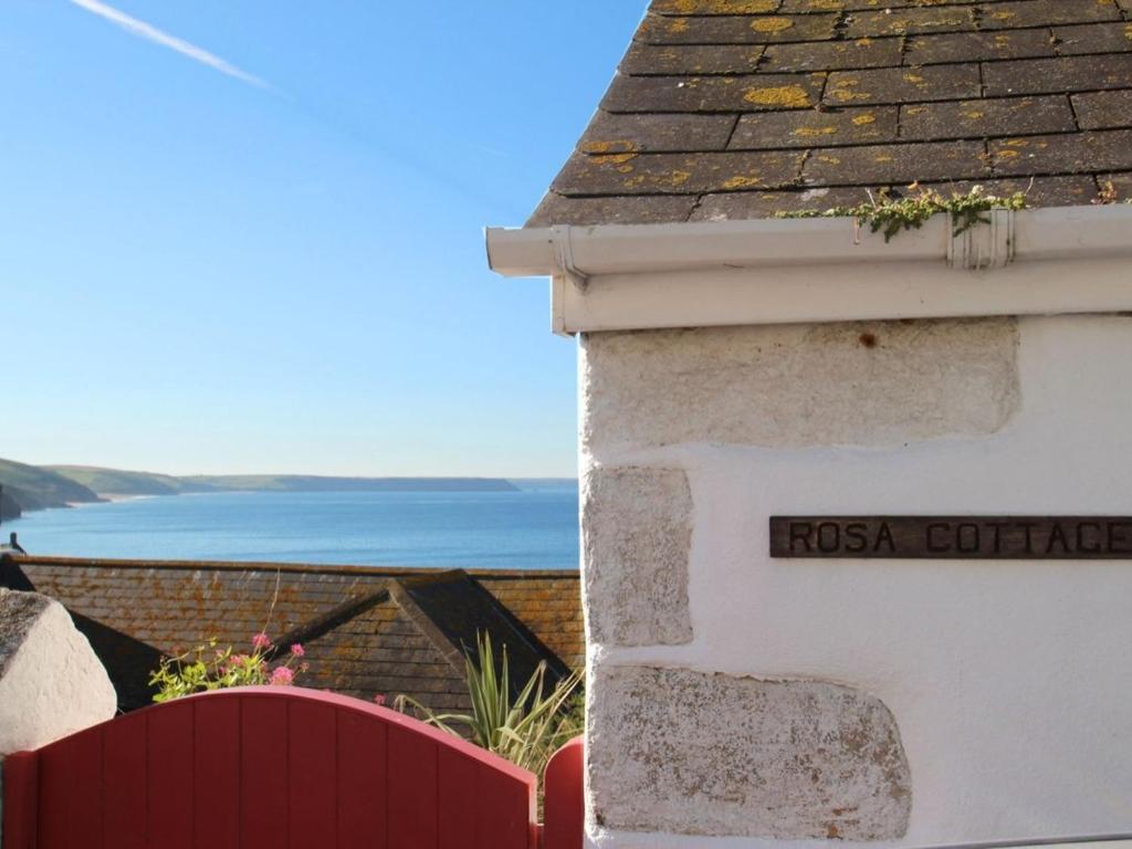 Rosa Cottage - Holiday Home