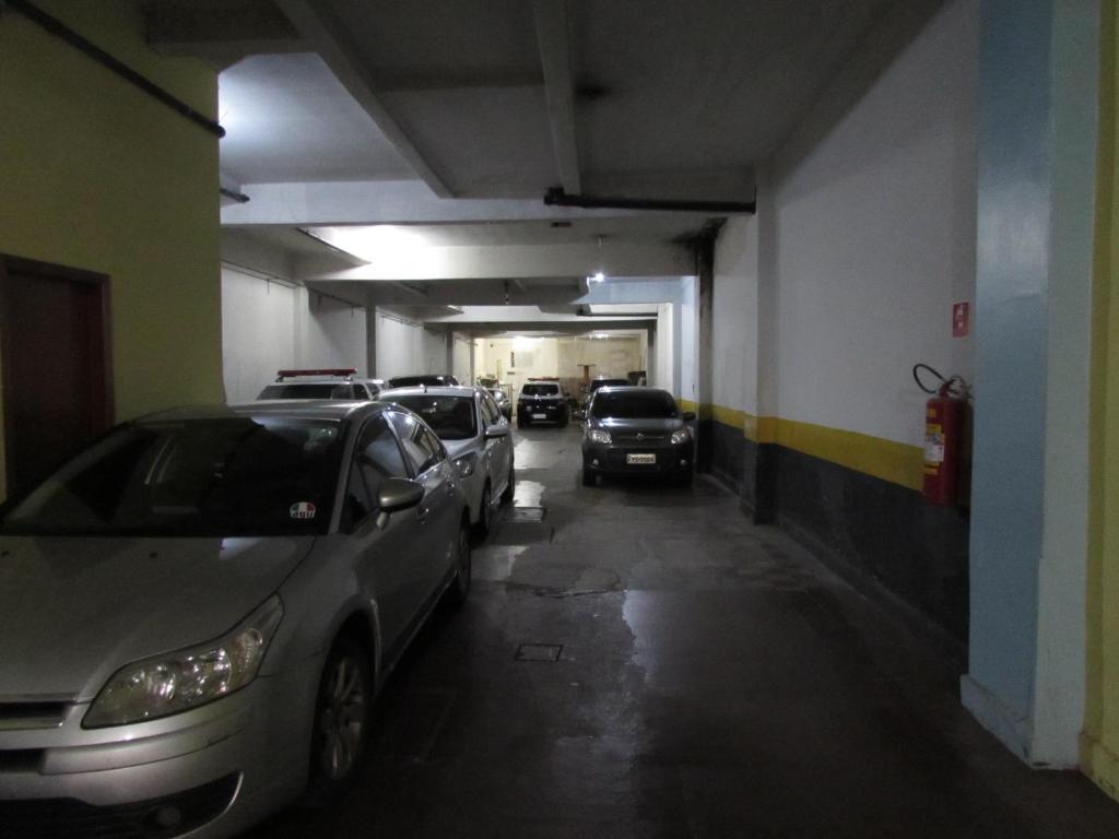  Hotel Ideal Flíper com Estacionamento Grátis para carro pequeno altura padrão