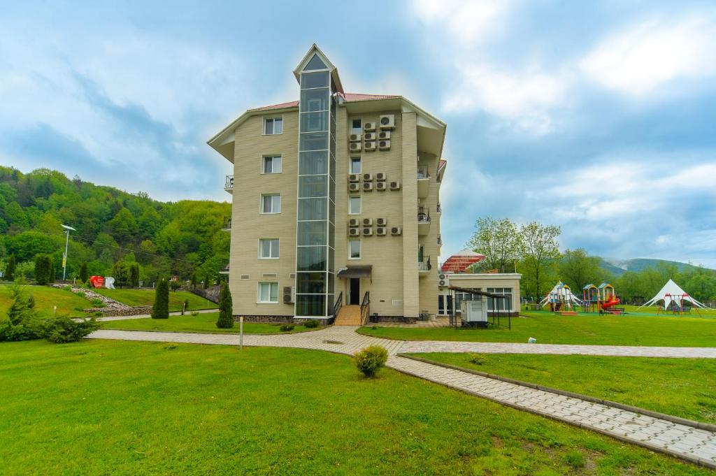 Budova, kde se hotel nachází