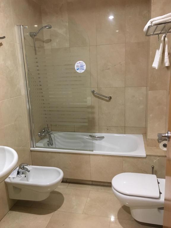 Encasa Hotel Almansa - Large Double Room