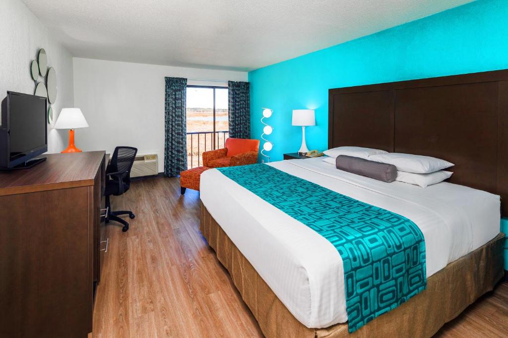 Howard Johnson by Wyndham Beaufort/Parris Island - Habitación Con Cama Extragrande - No Fumadores