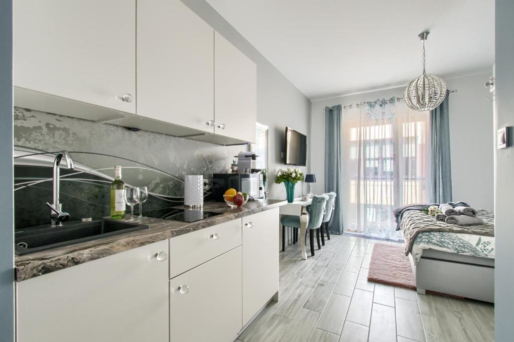 Aparthotel Pawia Deluxe- 10 min to center - Resim 17