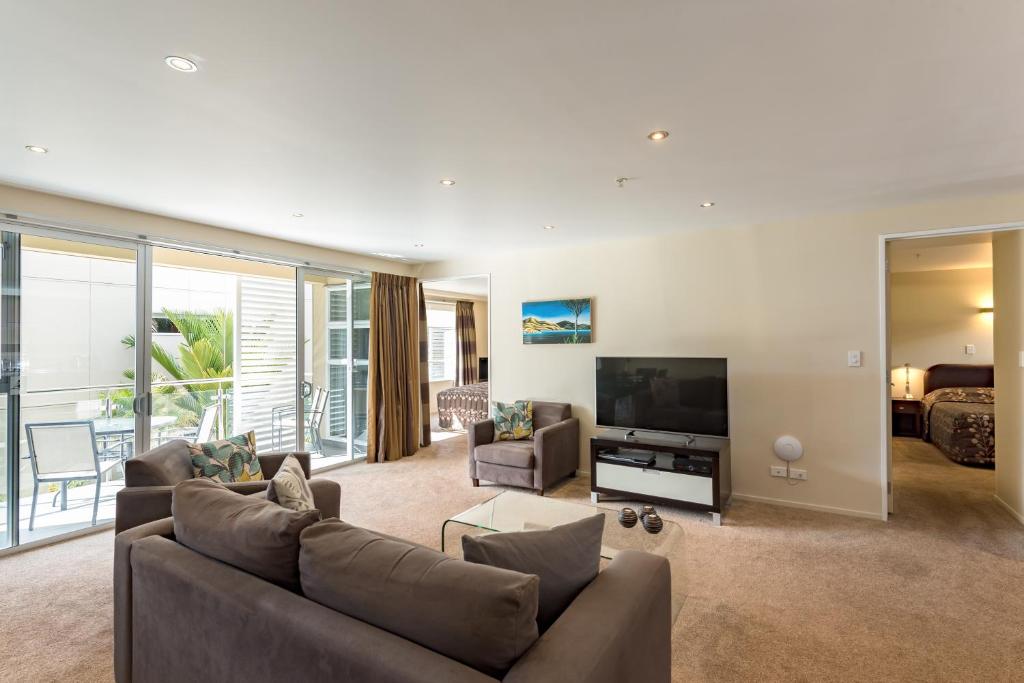 Edgewater Palms Apartments - Resim 25