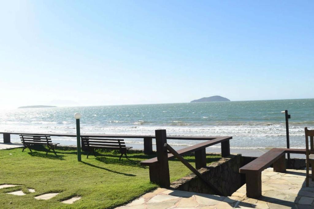  Praia do Portal Residential Service