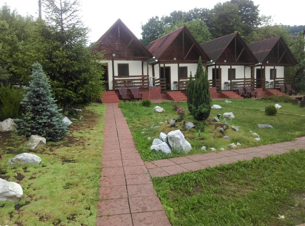 Zahrada ubytování Vila Paula & SPA -ALL INCLUSIVE