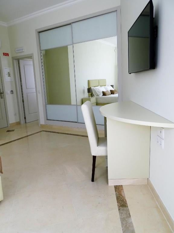 Bowen, Luxury Suites - 11