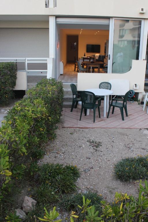 Patio nebo venkovní prostory v ubytování Palavas Les Flots plage