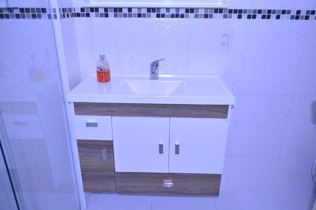  Ap Enseada Lado Praia Piscina Wi-Fi