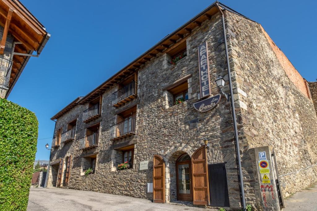 Budova, kde se aparthotel nachází