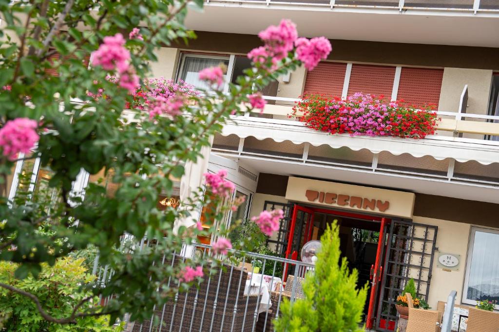 Balkón nebo terasa v ubytování Hotel Tiffany