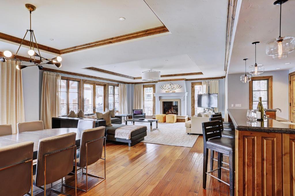 The Arrabelle at Vail Square, a RockResort - 