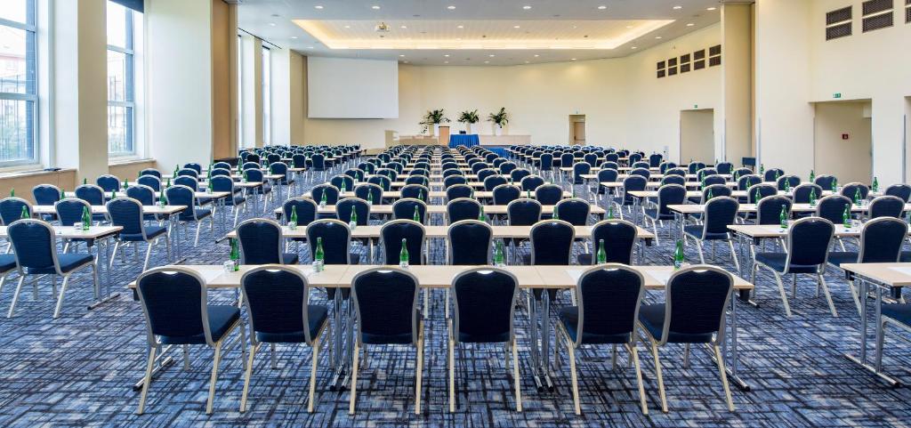OREA Hotel Pyramida Praha商务区和/或会议室