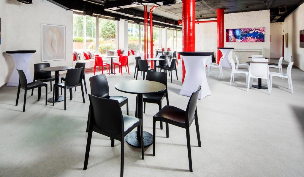 OREA Hotel Pyramida Praha - 8